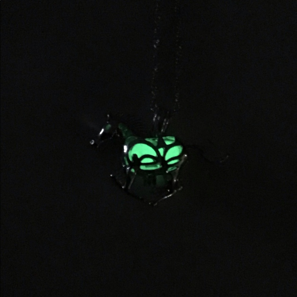 Luminous green glow horse necklace